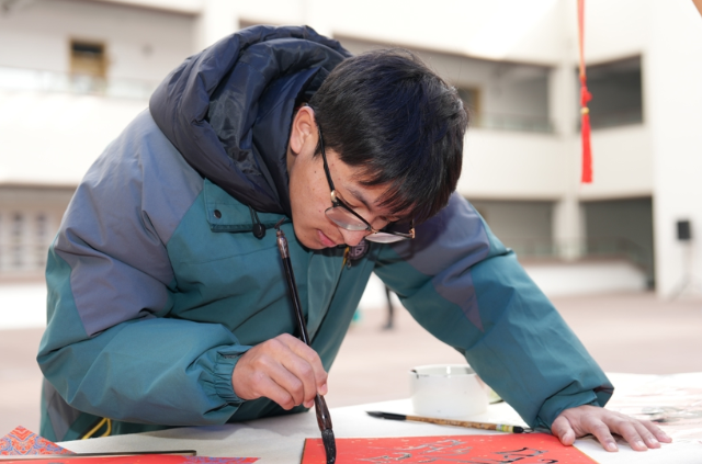 孩子们的笑脸更绚烂学业成果稳步提高综合素质显着增强 孩子们的笑脸更绚烂学业成果稳步提高综合素质显着增强