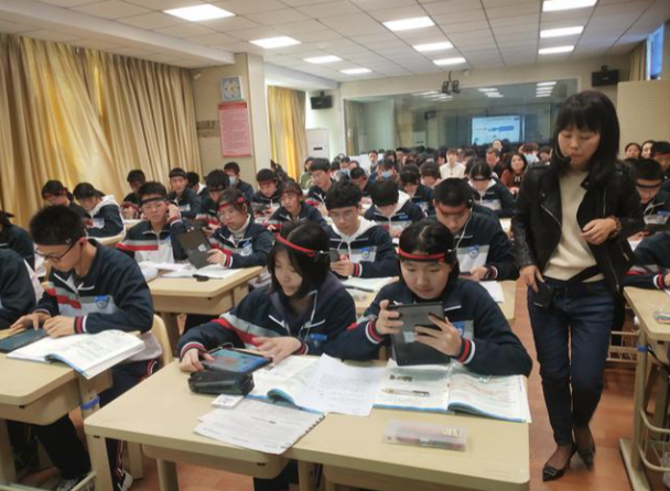 品德与科学课程教师以鼓舞式教育为主提高了孩子学习的积极性 品德与科学课程教师以鼓舞式教育为主提高了孩子学习的积极性